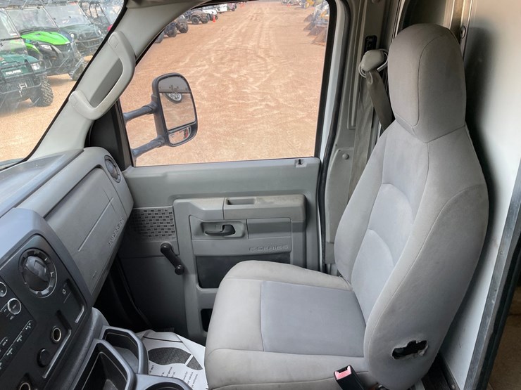 2009-ford-e450-image-57