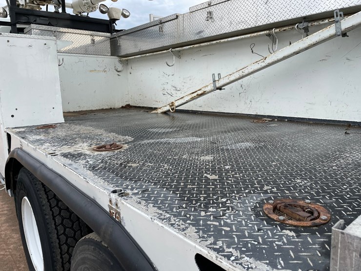 2012-international-durastar-4400-image-17