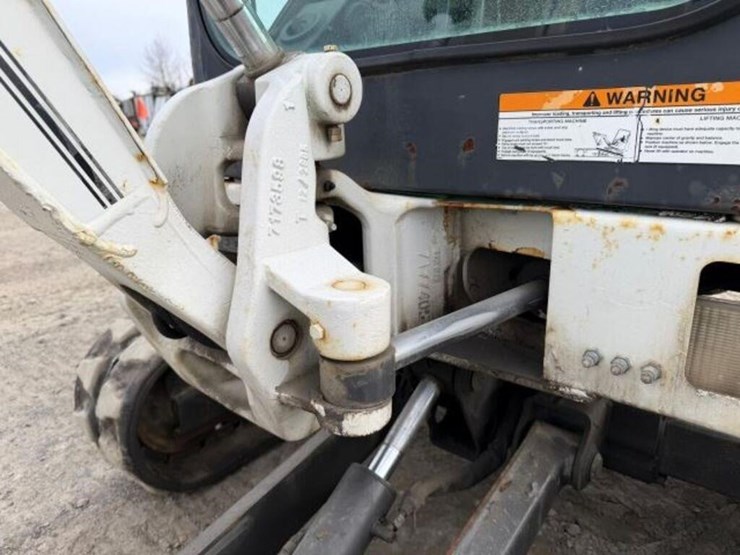 2013-bobcat-324-image-25