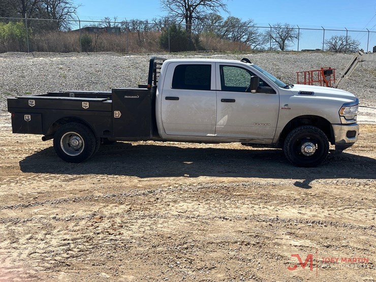 2019-ram-3500-hd-image-2