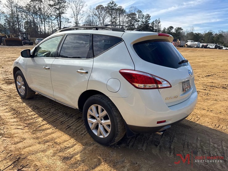 2011-nissan-murano-sl-image-3