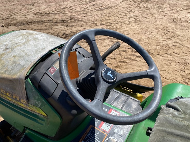 john-deere-325-image-21