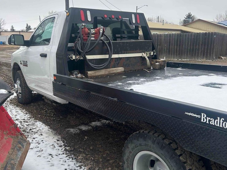 dodge-ram-3500-image-2