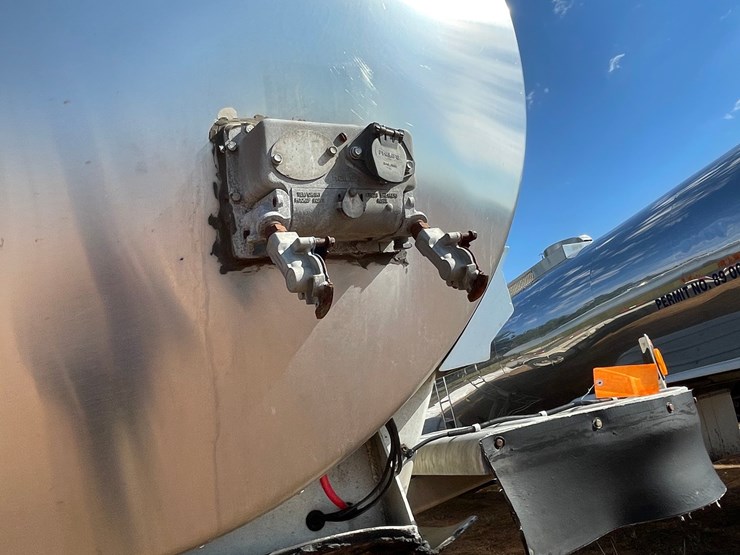 1994-walker-tanker-image-5