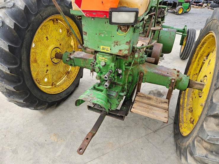 1953-john-deere-70-image-17