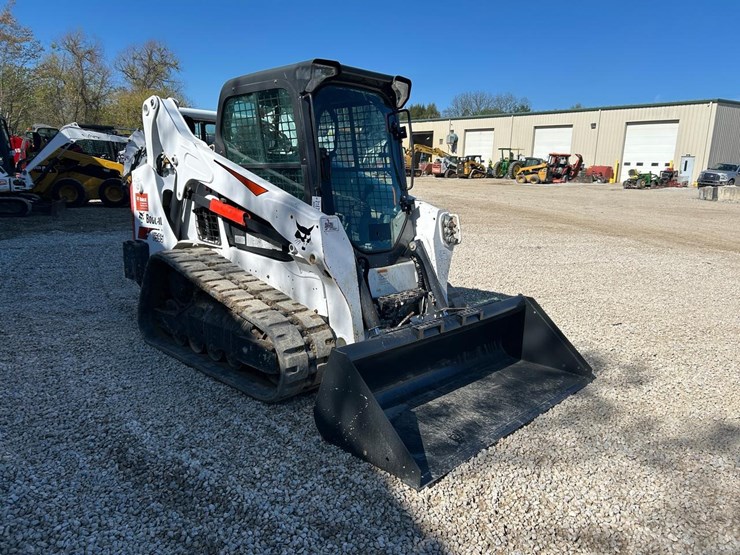 2019-bobcat-t595-image-6