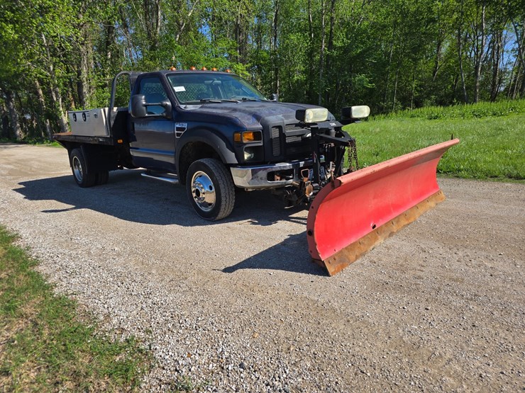 2008-ford-f550-image-32