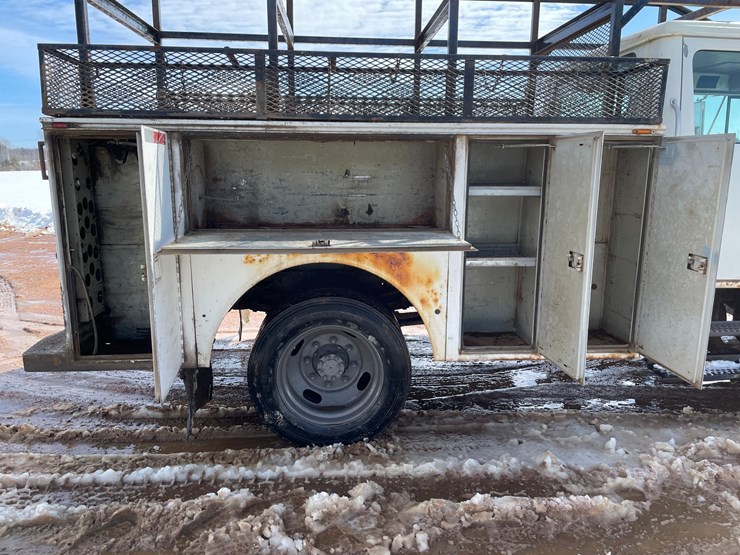 2002-international-4700-image-26