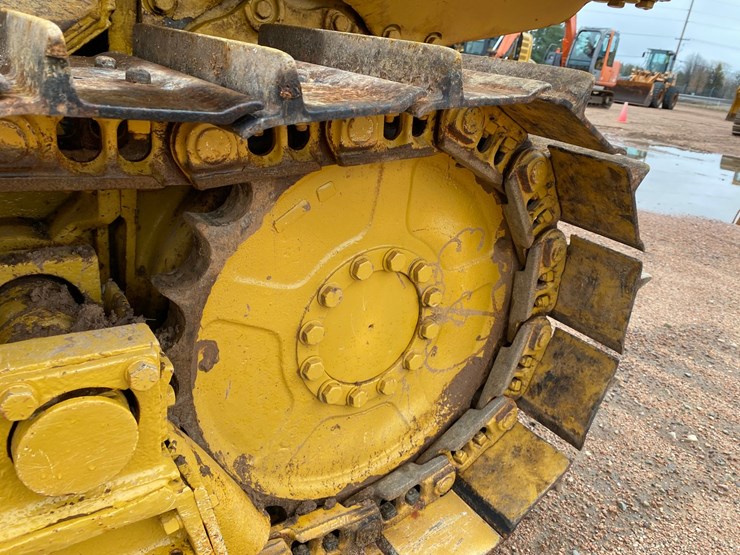 international-td8-image-21