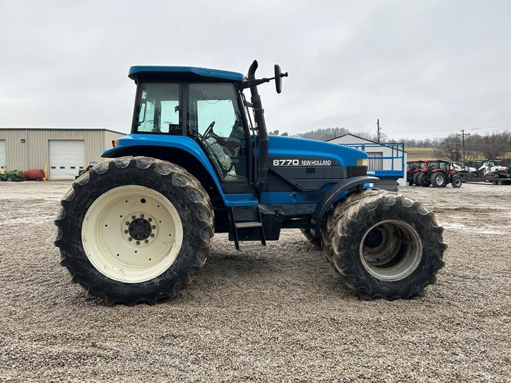 new-holland-8770-image-5