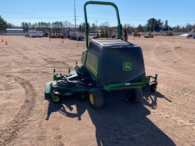2014-john-deere-1600t-image-9