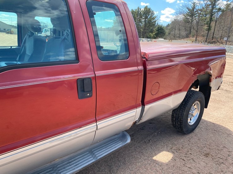 2001-ford-f350-xlt-image-33