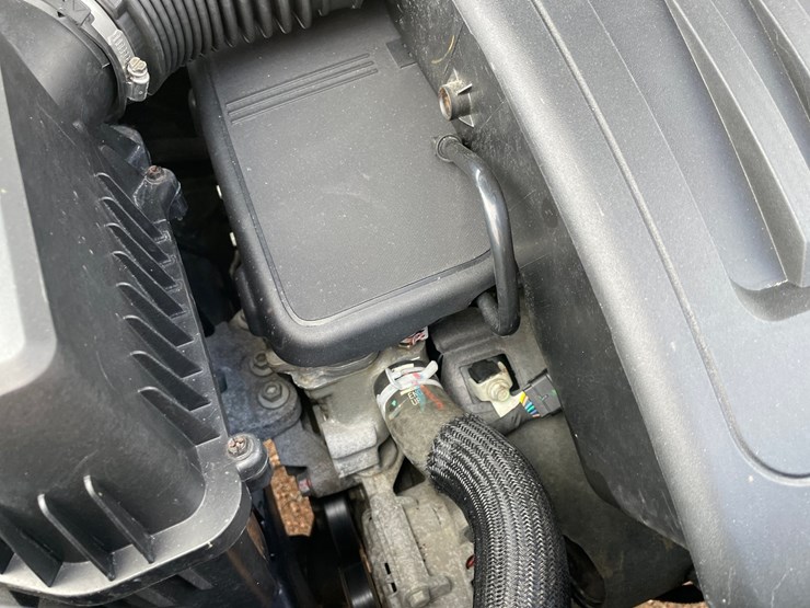 2016-chevrolet-equinox-lt-image-44