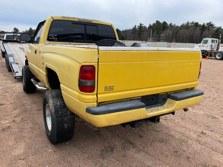 1999-dodge-ram-1500-image-2