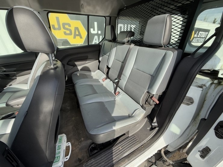 2016-ford-transit-connect-image-21
