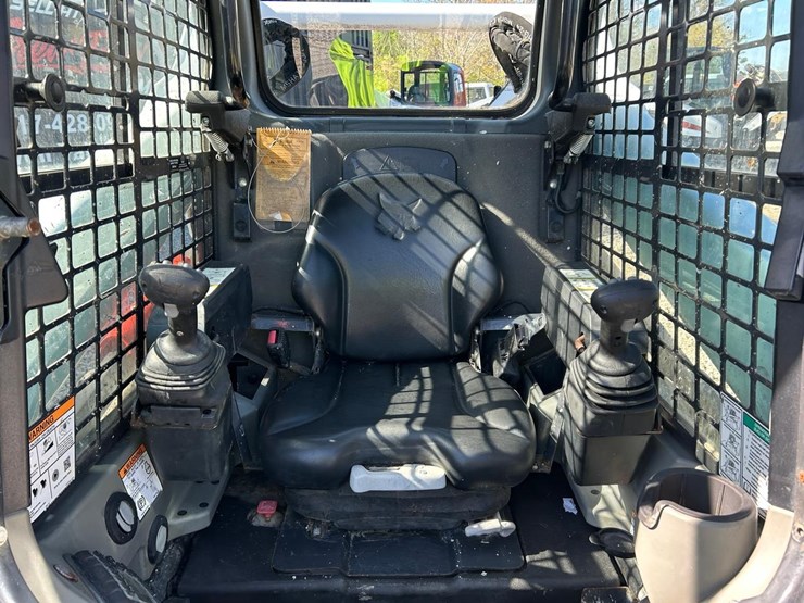 2019-bobcat-t595-image-19