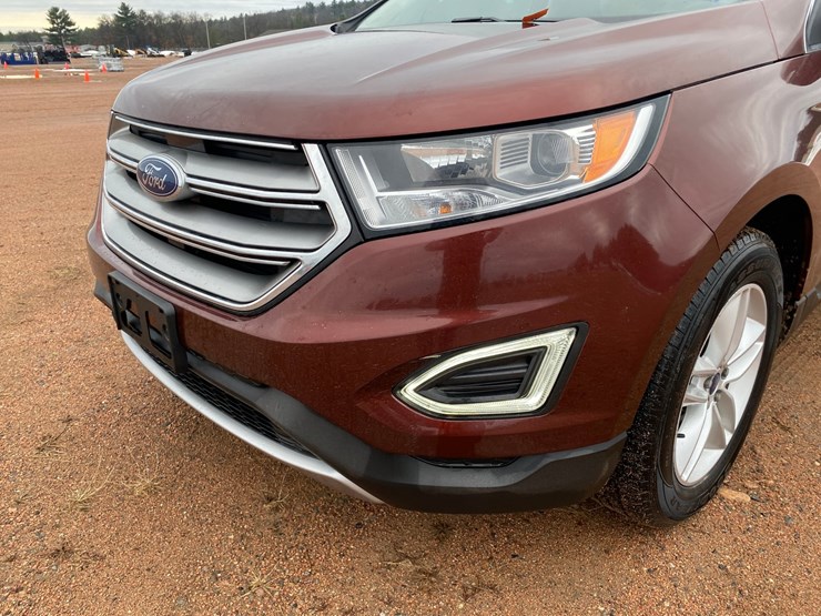 2015-ford-edge-sel-image-12