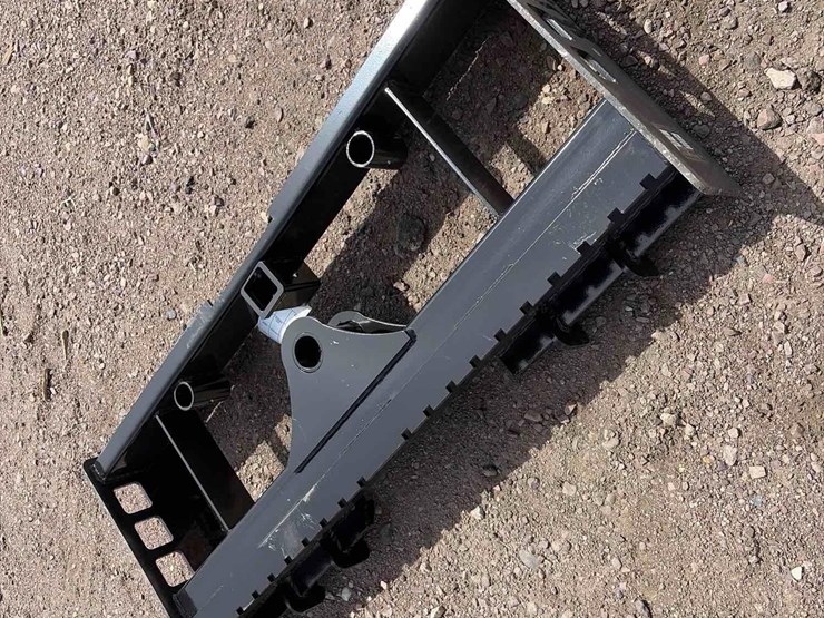 unused-2026-pallet-fork-frame-image-1