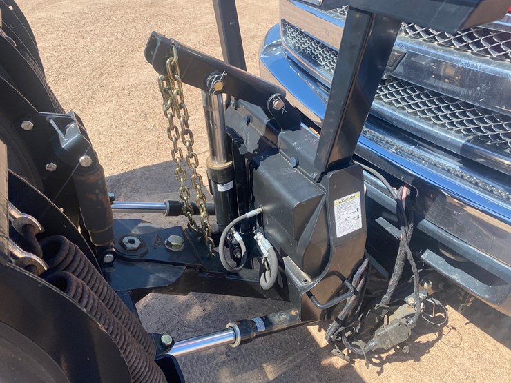 2012-chevrolet-silverado-1500-image-10