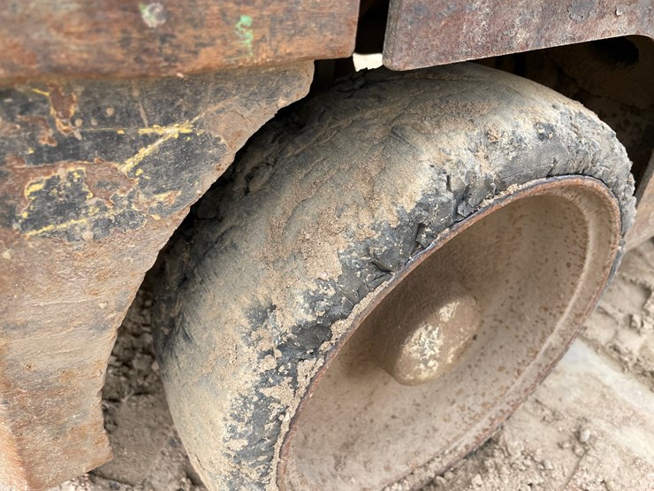 #1145-•-hyster-lp-forklift-image-28