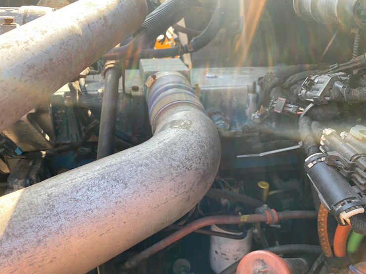 2004-international-7400-image-35