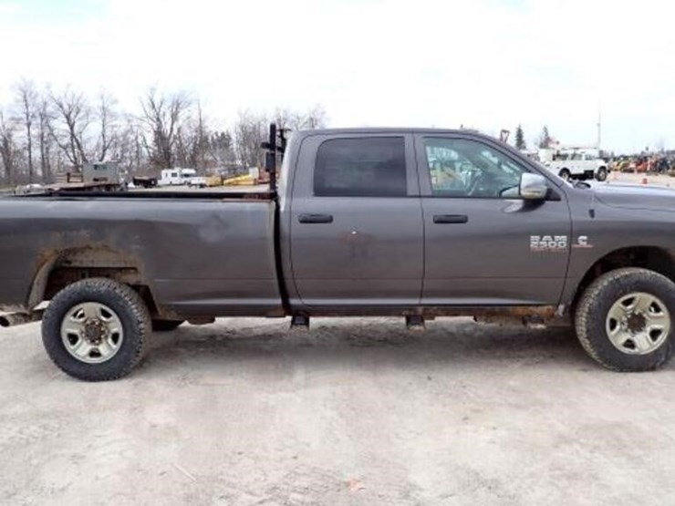 2014-ram-2500-hd-image-4