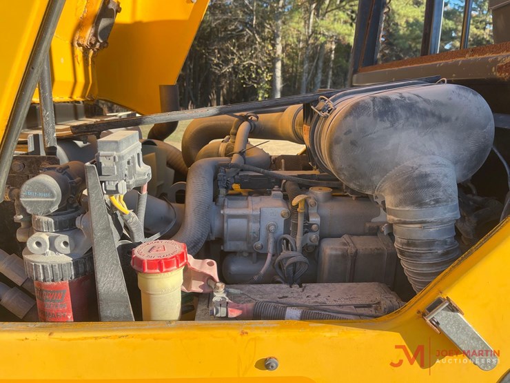 2018-jcb-930-image-14