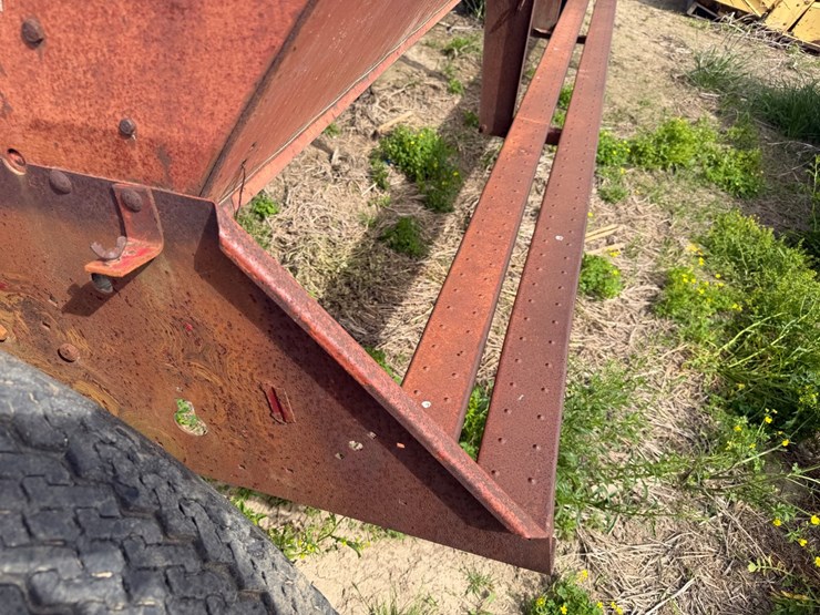 international-12-image-17