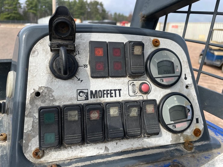 #1250-•-moffet-tm55-4w-piggyback-forklift-image-13