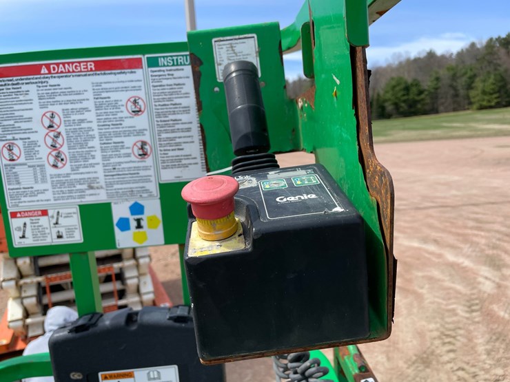 2016-genie-gs1930-image-18