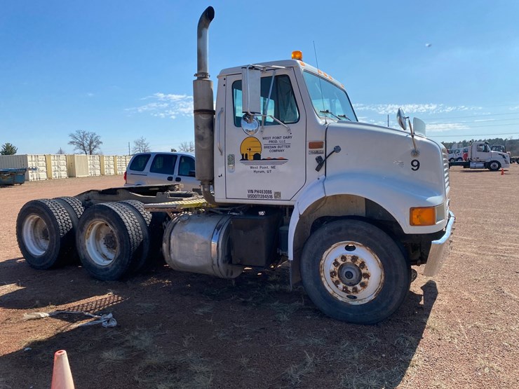 1993-international-8100-image-4