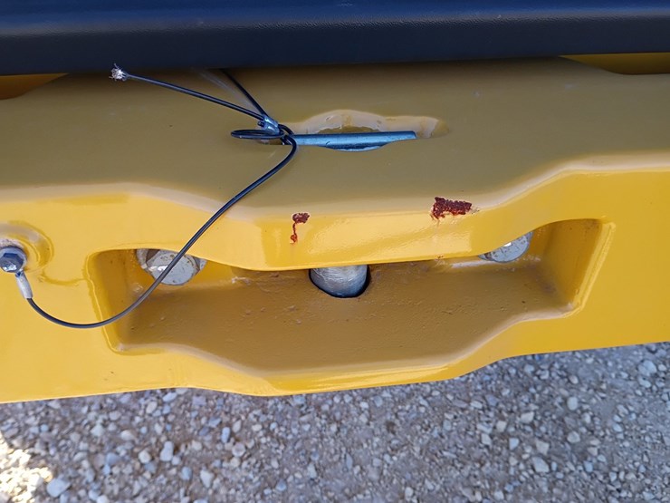 2023-caterpillar-910-image-90