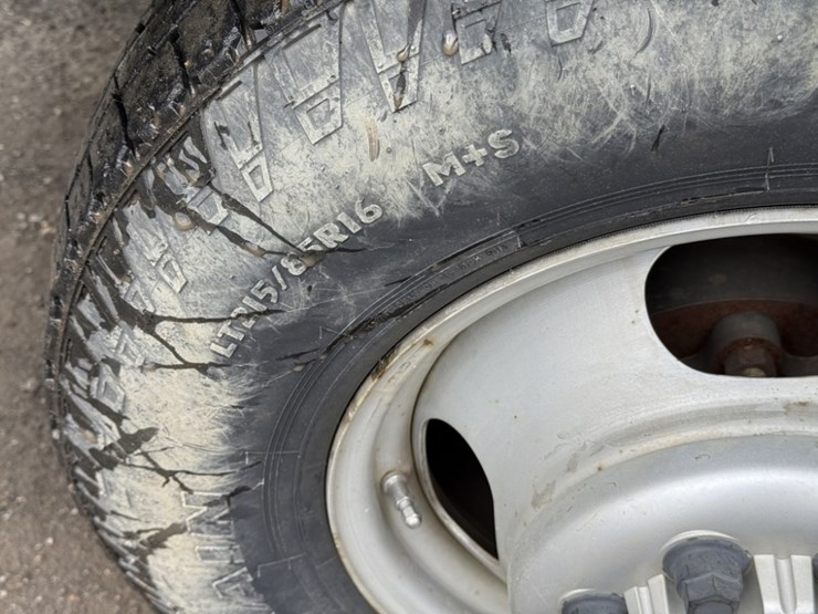 2006-chevrolet-silverado-3500-image-17