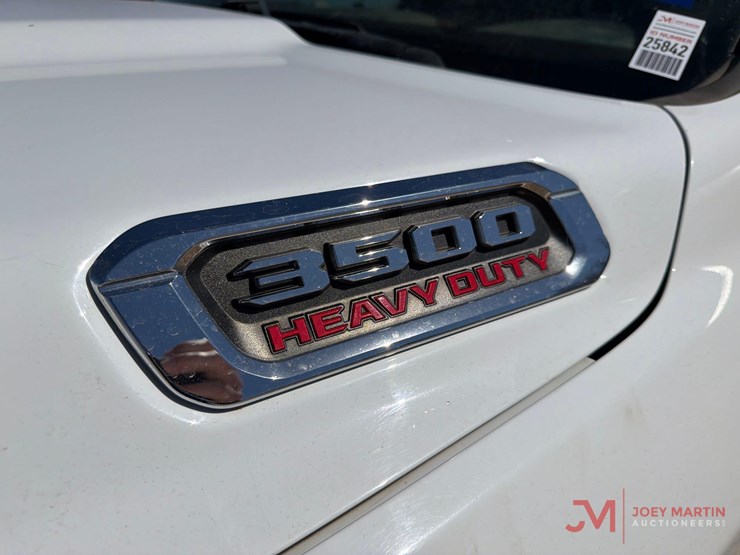 2019-ram-3500-hd-image-7