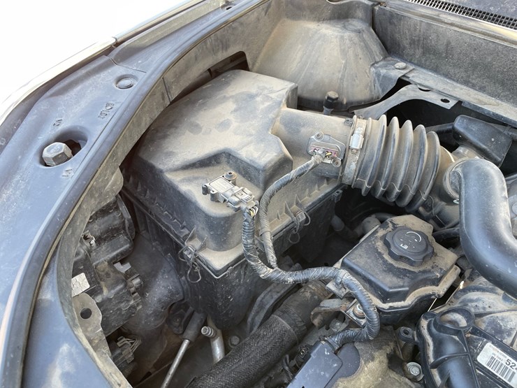 2011-cadillac-srx-image-43