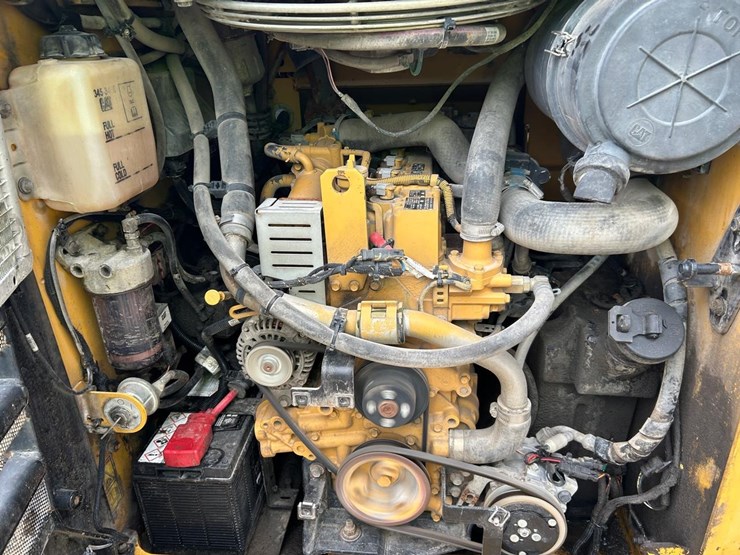 2018-caterpillar-289d-image-16