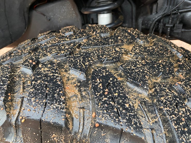 2005-dodge-2500-image-13