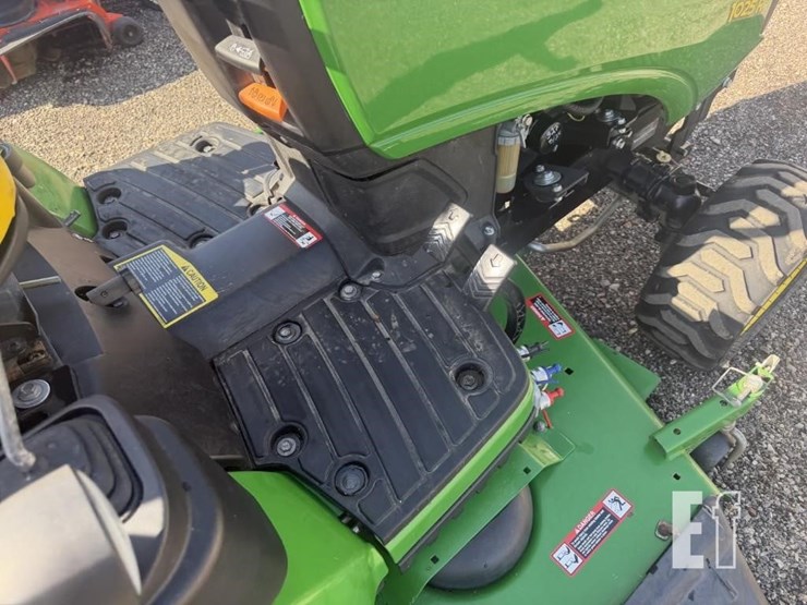john-deere-1025r-image-15