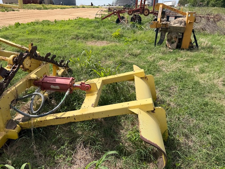 #46933-•-allen-manfacturing-levee-trencher-image-6