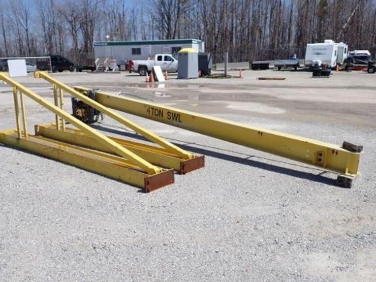 p&h-zip-v-4-ton-shop-crane-image-1