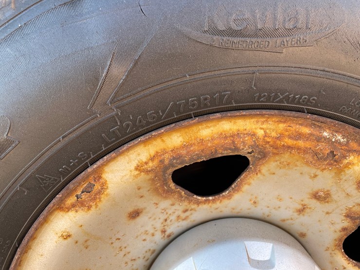 2009-ford-f250-xl-image-30