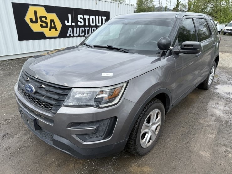 2017-ford-explorer-image-1