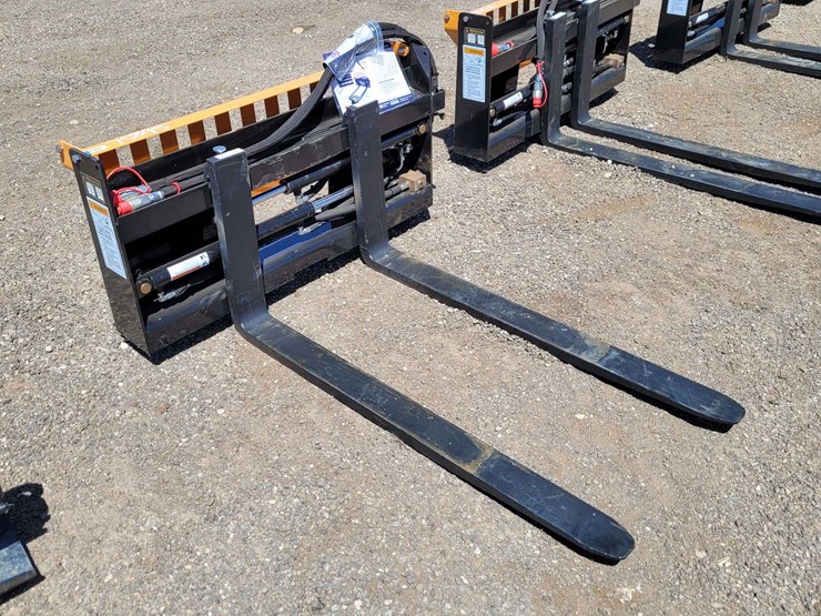 wolverine-pfa-11-3300g-pallet-fork-hydraulic-adjustable-image-3