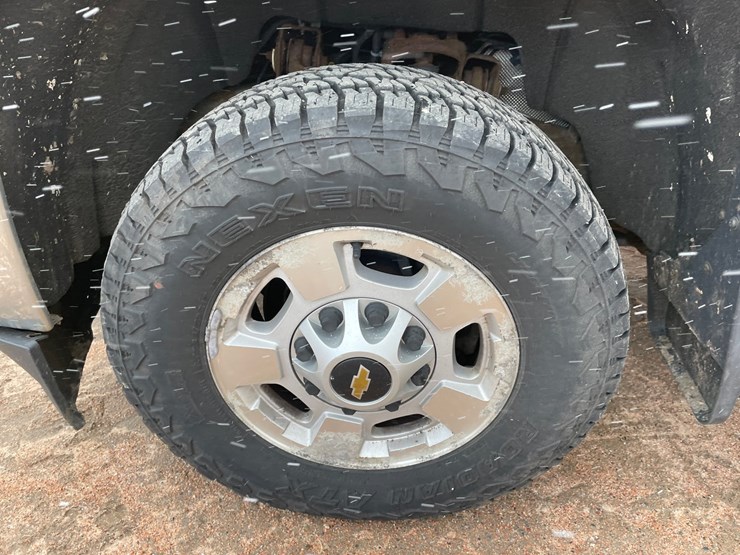 2015-chevrolet-silverado-2500-image-29