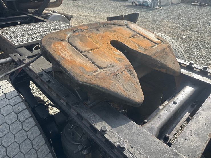 2002-mack-ch613-image-20