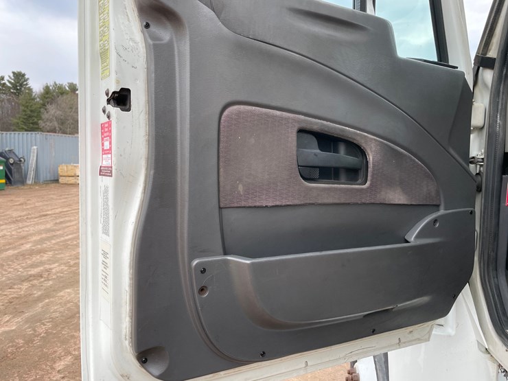 2012-international-durastar-4400-image-80