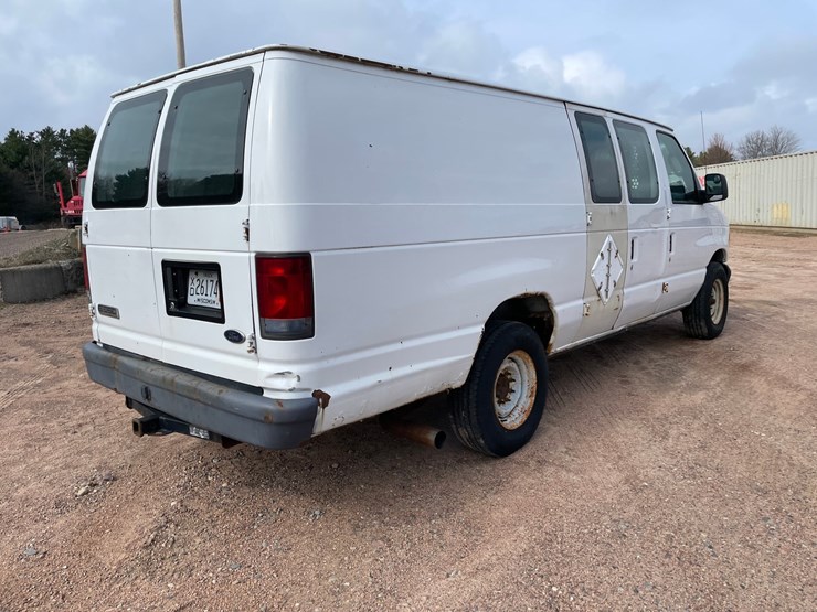 2006-ford-e350-image-5