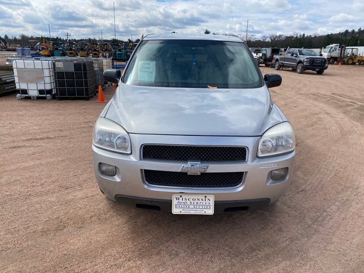 2008-chevrolet-uplander-image-2