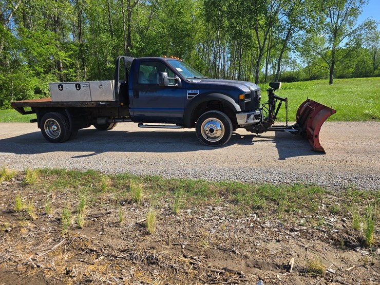2008-ford-f550-image-27