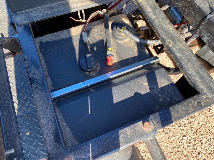 cub-cadet-big-country-image-22